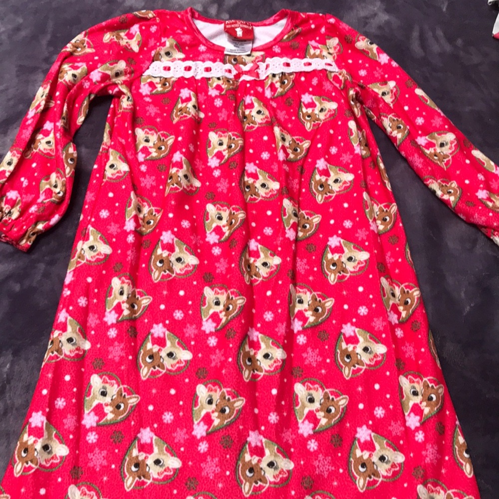 Nightgown for the approaching Christmas season